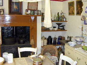 Cottage Kitchen 1